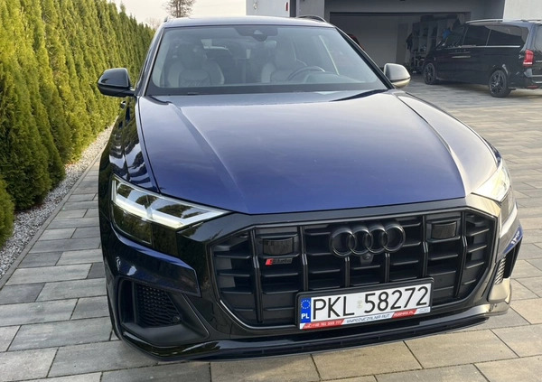 Audi SQ8 cena 399000 przebieg: 54000, rok produkcji 2021 z Pabianice małe 379